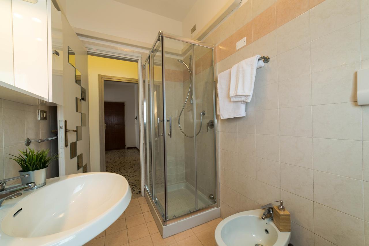Isa Sirmione Apartments Room photo